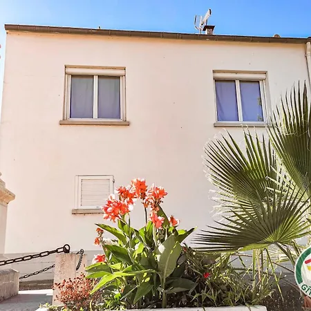 Holiday home La Saladelle